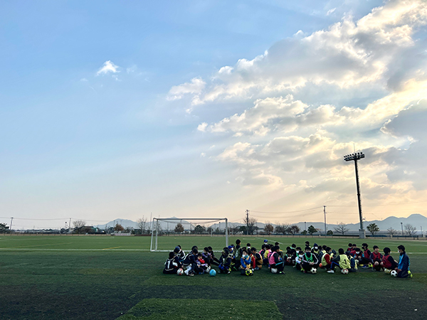 サッカースクールの指導員募集